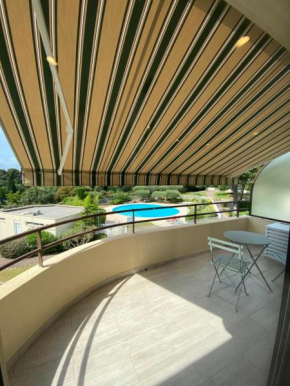 STUDIO HORIZON - SEA VIEW - POOL- Air Conditioner - Kitchen - Wifi -TV Train - Bus -